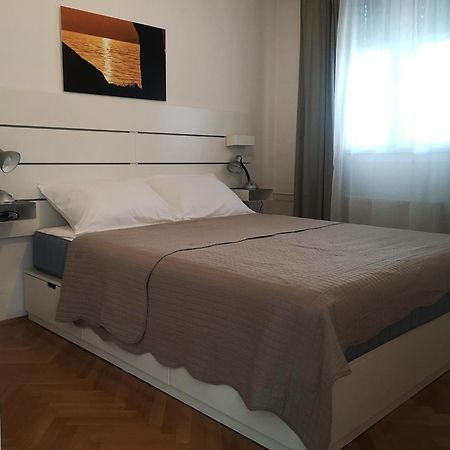 Apartmani Nadalina Lussingrande Esterno foto