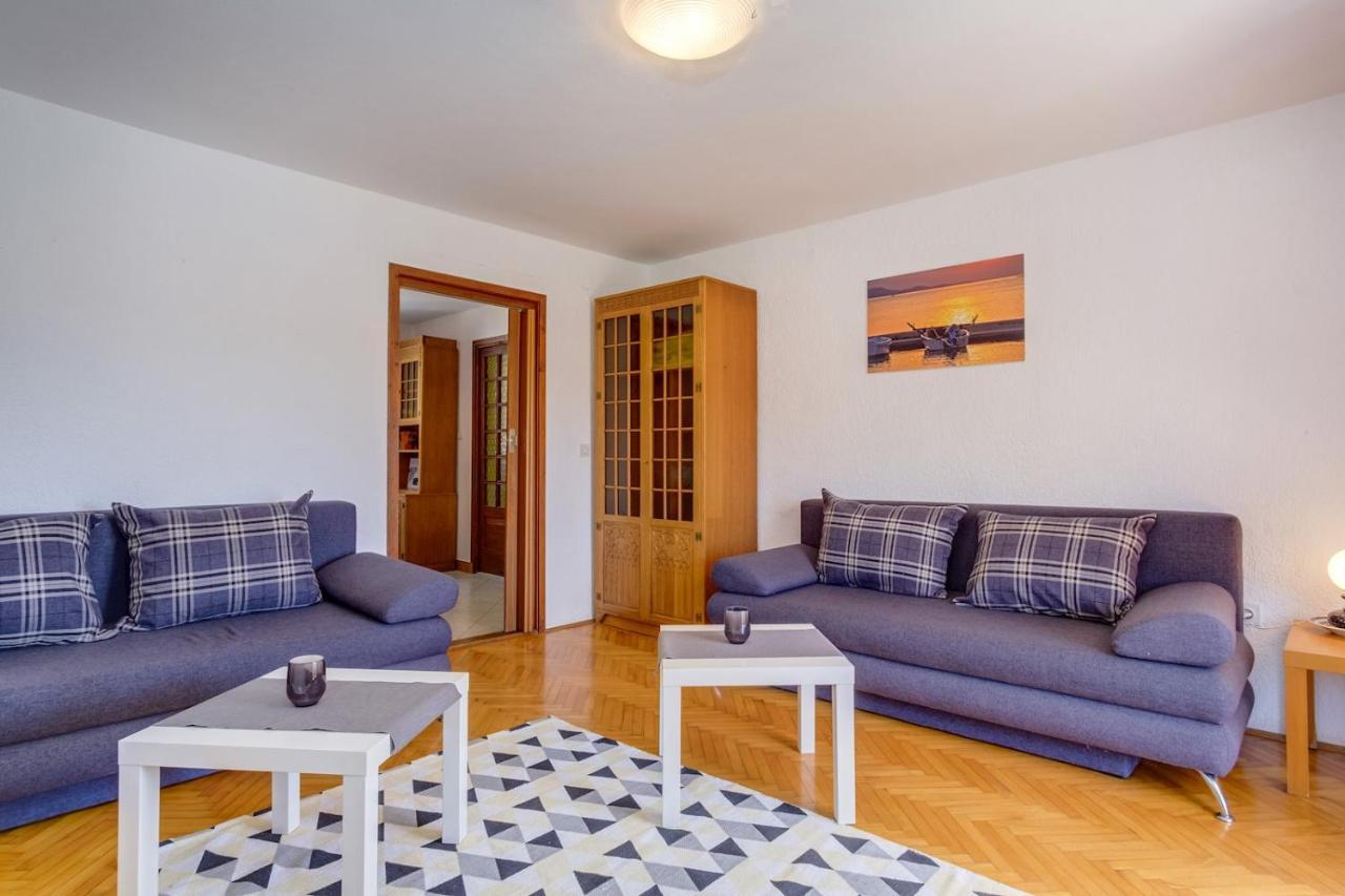 Apartmani Nadalina Lussingrande Esterno foto