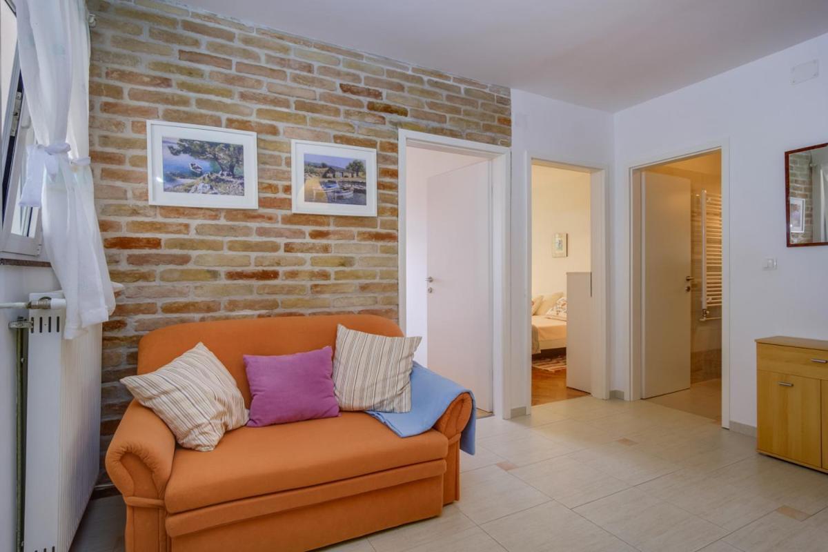 Apartmani Nadalina Lussingrande Esterno foto
