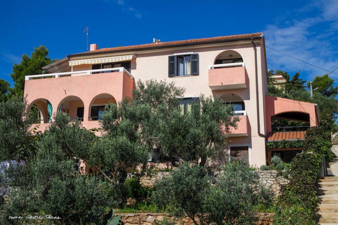 Apartmani Nadalina Lussingrande Esterno foto