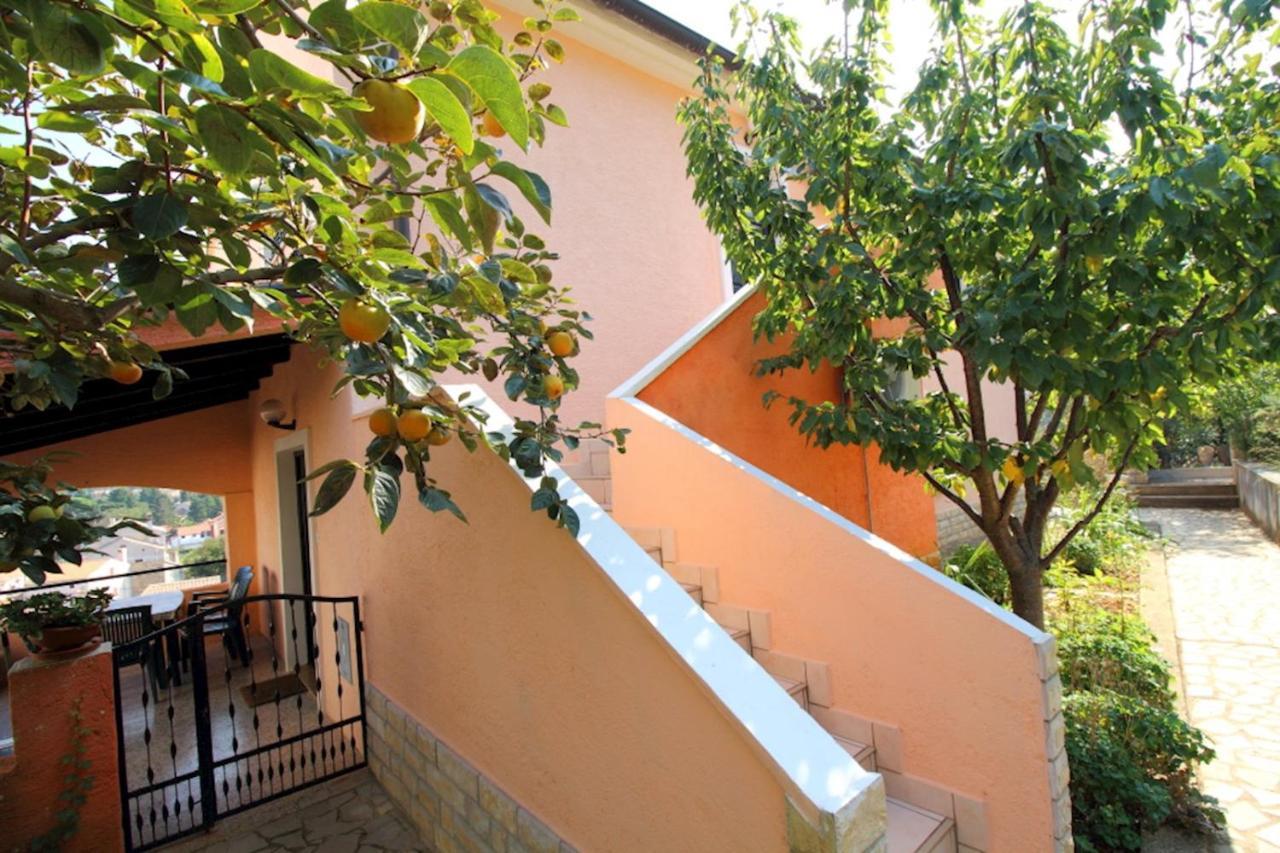 Apartmani Nadalina Lussingrande Esterno foto