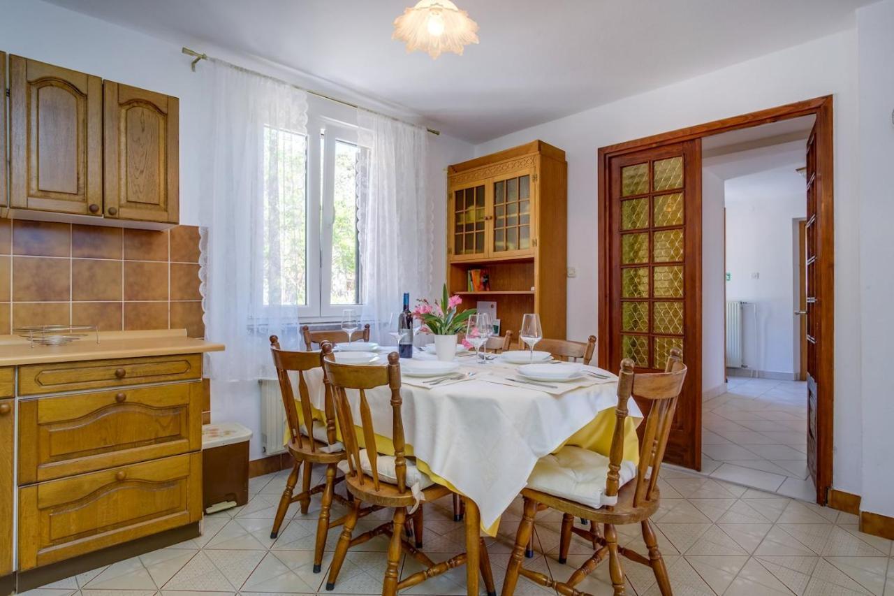 Apartmani Nadalina Lussingrande Esterno foto