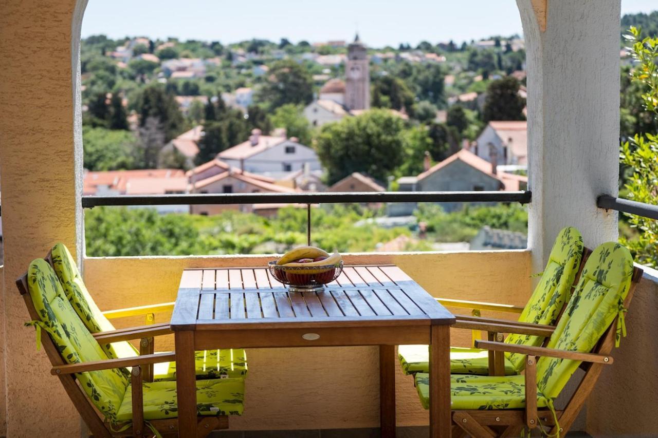 Apartmani Nadalina Lussingrande Esterno foto